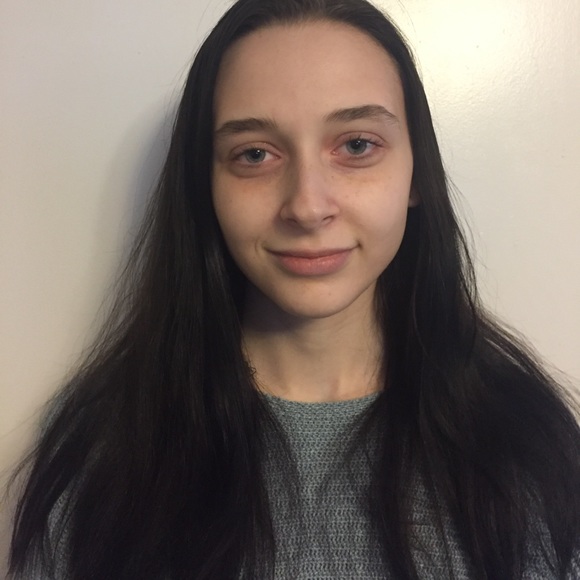 Meet your Posher, Jade - Picture 1 of 1